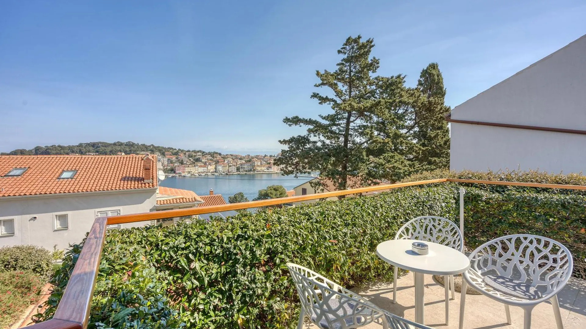 Rr Losinj Harbour View Apartment And Studio - Happy Rentals Mali Losinj 0*,