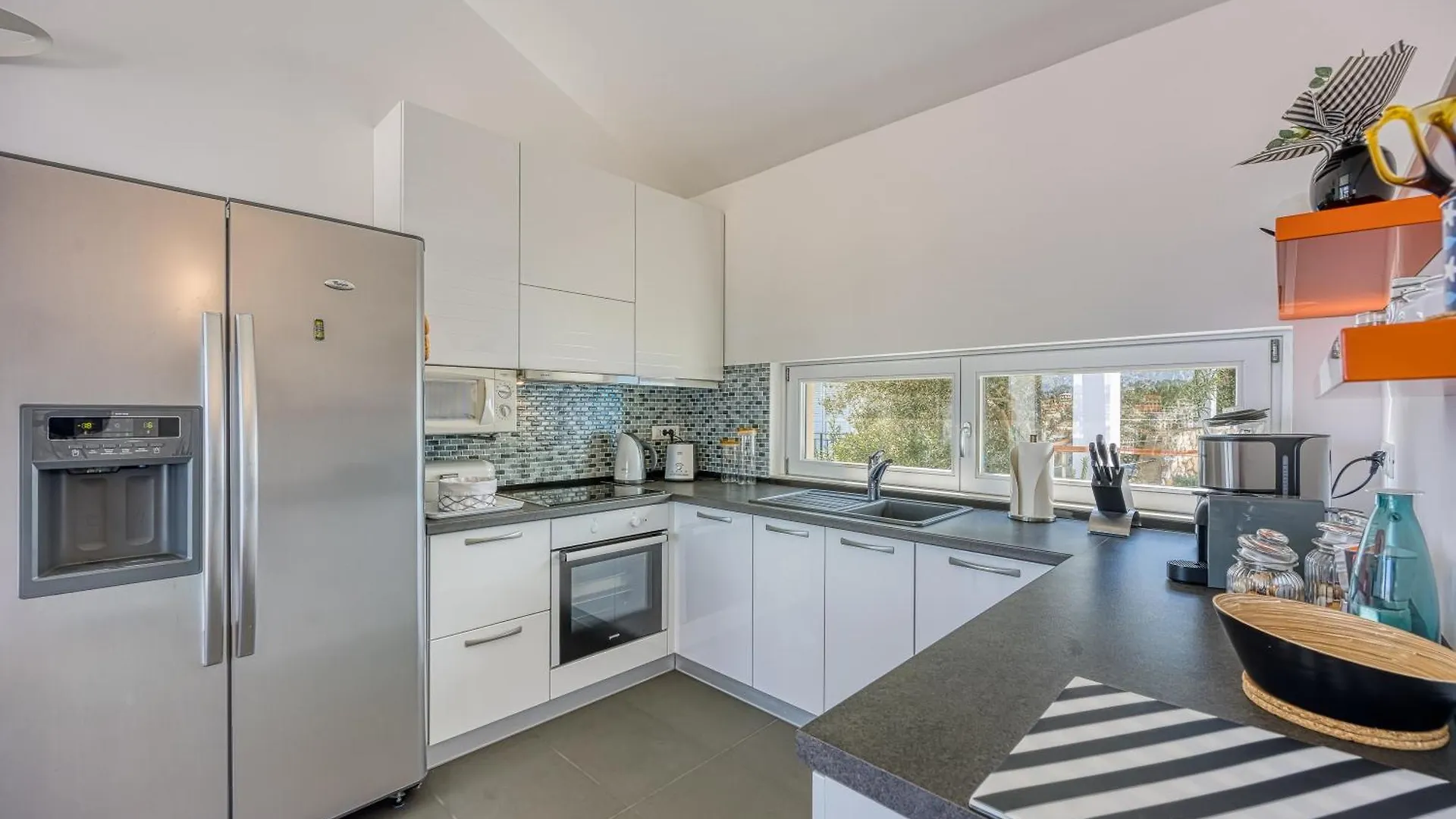 Rr Losinj Harbour View Apartment And Studio - Happy Rentals Mali Losinj