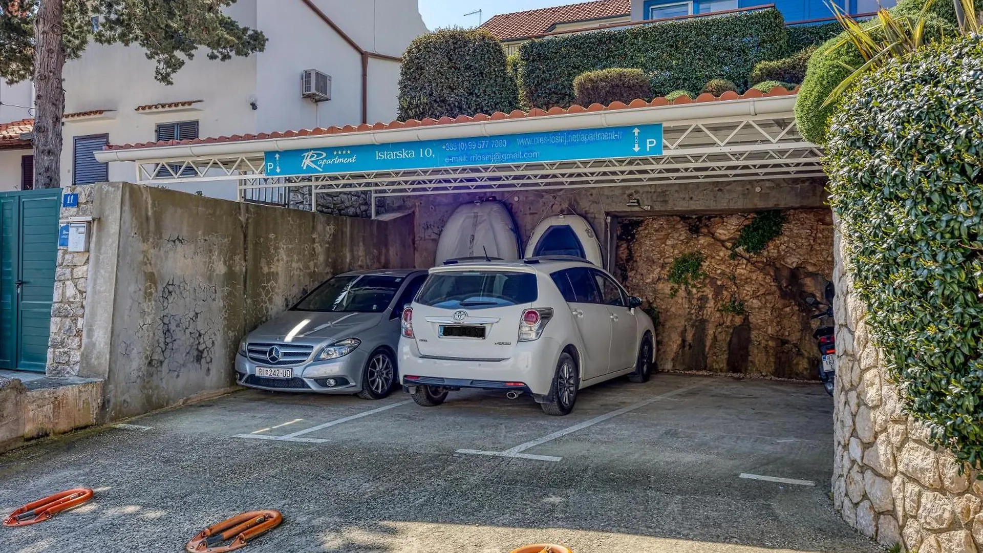 Rr Losinj Harbour View Apartment And Studio - Happy Rentals Mali Losinj